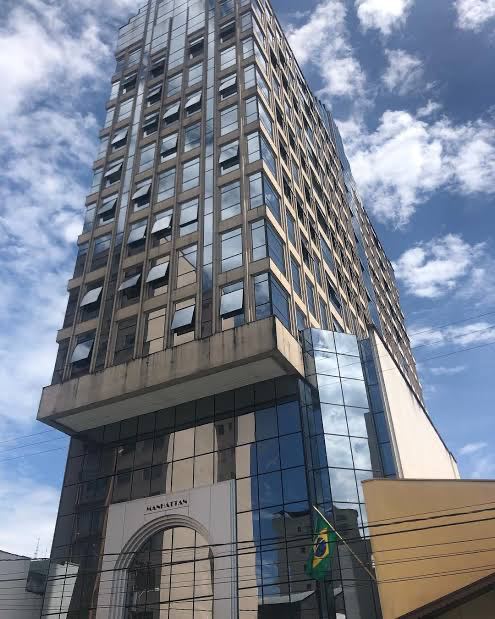 Fachada do Edifício Manhattan, no Centro de Poços de Caldas